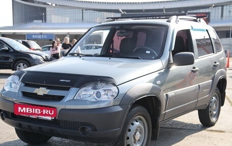 Chevrolet Niva I рестайлинг, 2013 год, 588 300 рублей, 4 фотография