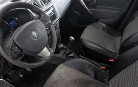 Renault Sandero II рестайлинг, 2015 год, 899 000 рублей, 9 фотография