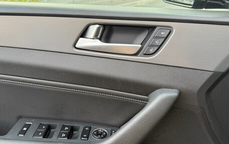 Hyundai Sonata VII, 2017 год, 1 850 000 рублей, 13 фотография