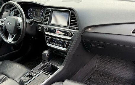 Hyundai Sonata VII, 2017 год, 1 850 000 рублей, 17 фотография