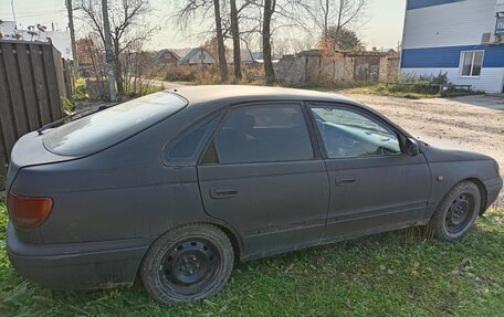 Toyota Carina E, 1992 год, 250 000 рублей, 1 фотография
