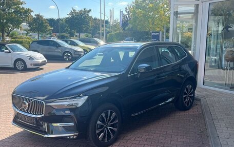 Volvo XC60 II, 2023 год, 4 220 000 рублей, 2 фотография