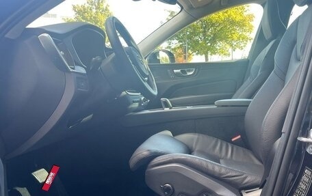 Volvo XC60 II, 2023 год, 4 220 000 рублей, 6 фотография