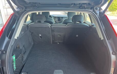 Volvo XC60 II, 2023 год, 4 220 000 рублей, 13 фотография