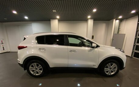 KIA Sportage IV рестайлинг, 2018 год, 1 840 000 рублей, 2 фотография