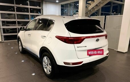 KIA Sportage IV рестайлинг, 2018 год, 1 840 000 рублей, 5 фотография