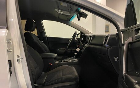 KIA Sportage IV рестайлинг, 2018 год, 1 840 000 рублей, 29 фотография