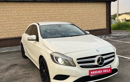 Mercedes-Benz A-Класс, 2014 год, 1 480 000 рублей, 6 фотография