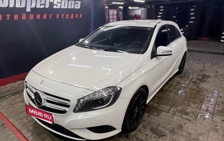 Mercedes-Benz A-Класс, 2014 год, 1 480 000 рублей, 20 фотография