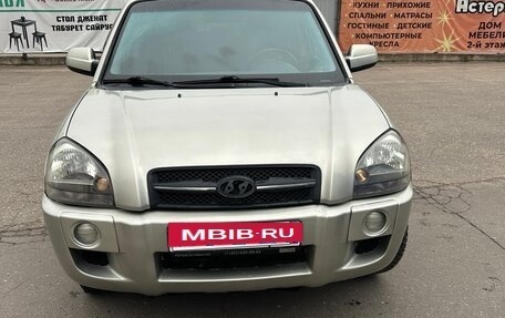 Hyundai Tucson III, 2007 год, 650 000 рублей, 1 фотография