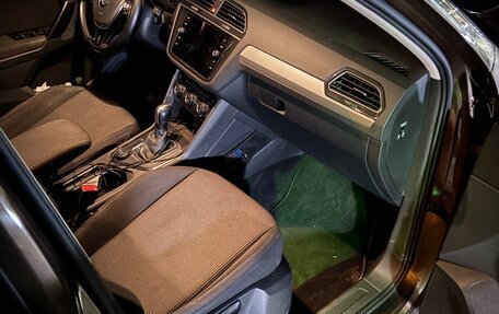 Volkswagen Tiguan II, 2020 год, 1 950 000 рублей, 5 фотография