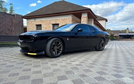 Dodge Challenger III рестайлинг 2, 2021 год, 6 250 000 рублей, 5 фотография