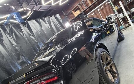 Dodge Challenger III рестайлинг 2, 2021 год, 6 250 000 рублей, 18 фотография