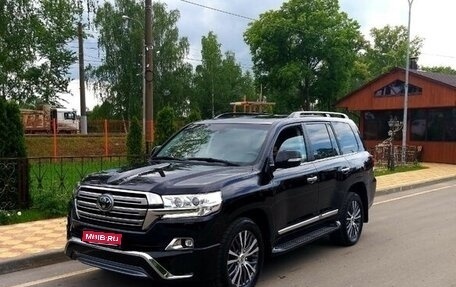 Toyota Land Cruiser 200, 2016 год, 6 000 000 рублей, 1 фотография