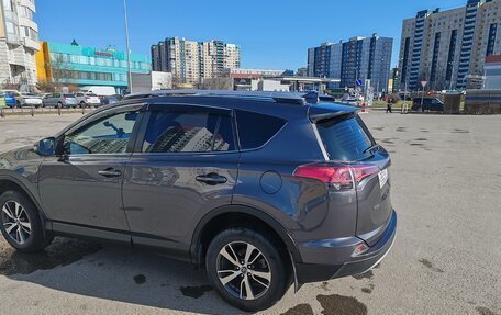 Toyota RAV4, 2016 год, 2 500 000 рублей, 13 фотография