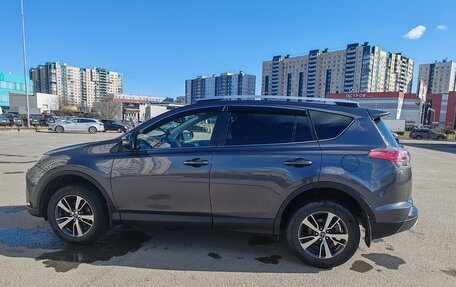 Toyota RAV4, 2016 год, 2 500 000 рублей, 14 фотография