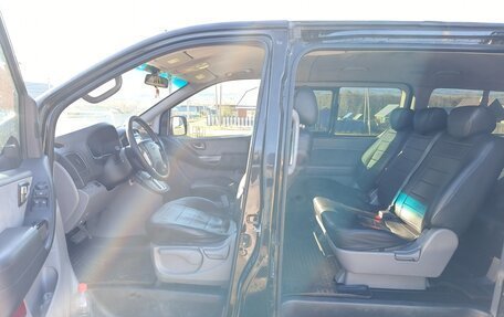 Hyundai H-1 II рестайлинг, 2010 год, 1 650 000 рублей, 15 фотография