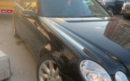 Mercedes-Benz E-Класс, 2002 год, 820 000 рублей, 1 фотография