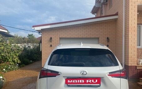 Lexus NX I, 2015 год, 2 350 000 рублей, 3 фотография