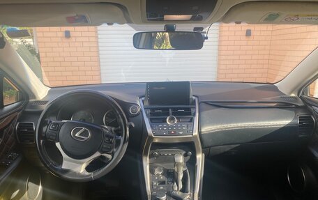 Lexus NX I, 2015 год, 2 350 000 рублей, 9 фотография