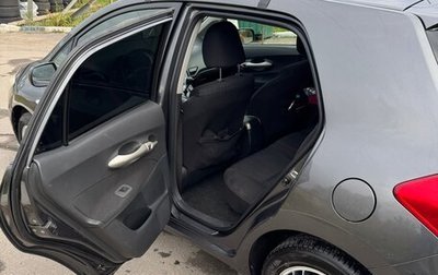 Toyota Auris II, 2007 год, 700 000 рублей, 1 фотография
