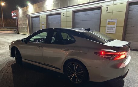 Toyota Camry, 2020 год, 2 800 000 рублей, 7 фотография