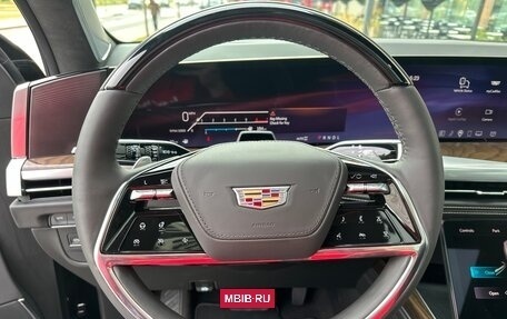 Cadillac Escalade V, 2025 год, 22 299 000 рублей, 11 фотография