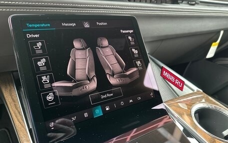 Cadillac Escalade V, 2025 год, 22 299 000 рублей, 15 фотография