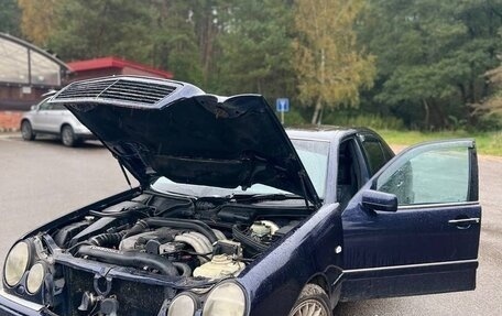 Mercedes-Benz E-Класс, 1996 год, 330 000 рублей, 6 фотография