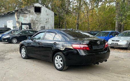 Toyota Camry, 2011 год, 1 235 000 рублей, 2 фотография