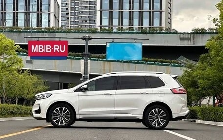 Ford Edge II рестайлинг, 2021 год, 2 445 000 рублей, 8 фотография