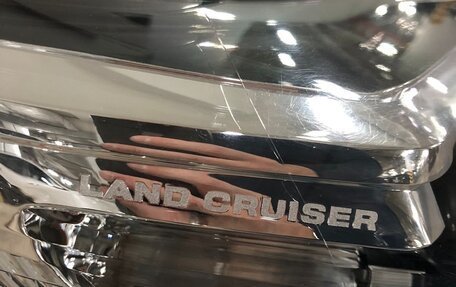 Toyota Land Cruiser Prado 150 рестайлинг 2, 2015 год, 4 320 000 рублей, 30 фотография