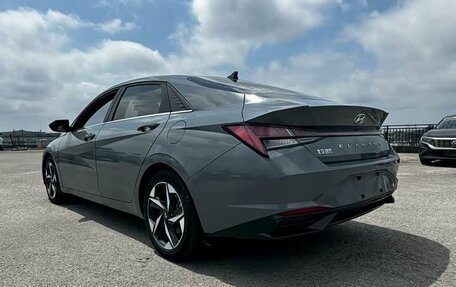 Hyundai Elantra, 2023 год, 1 240 000 рублей, 9 фотография
