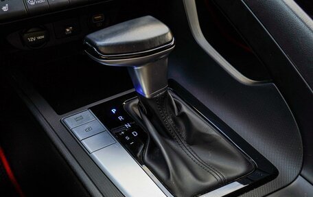 Hyundai Elantra, 2021 год, 1 950 000 рублей, 12 фотография