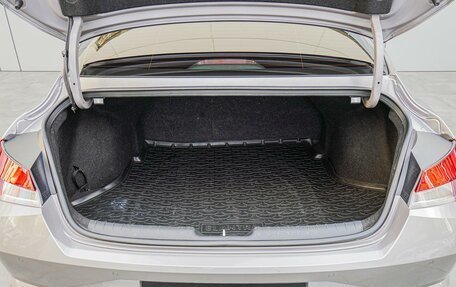 Hyundai Elantra, 2021 год, 1 950 000 рублей, 20 фотография