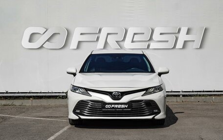 Toyota Camry, 2019 год, 2 600 000 рублей, 3 фотография