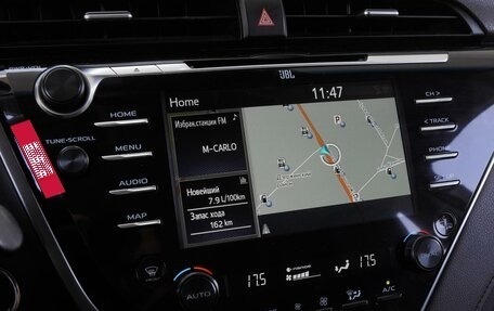 Toyota Camry, 2019 год, 2 600 000 рублей, 13 фотография