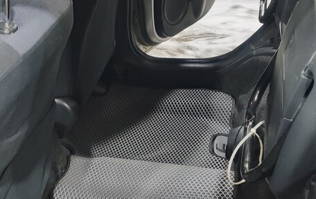 Honda Fit III, 2009 год, 700 000 рублей, 6 фотография