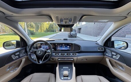 Mercedes-Benz GLE, 2025 год, 14 300 000 рублей, 14 фотография