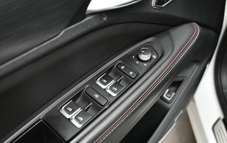 Geely Tugella FY11, 2023 год, 3 000 000 рублей, 16 фотография