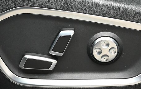 Geely Tugella FY11, 2023 год, 3 000 000 рублей, 17 фотография