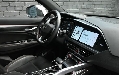 Geely Tugella FY11, 2023 год, 3 000 000 рублей, 21 фотография