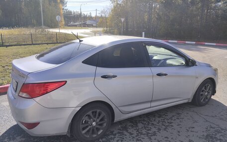 Hyundai Solaris II рестайлинг, 2014 год, 555 555 рублей, 14 фотография