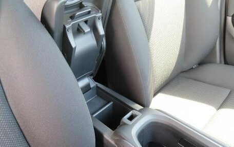 Honda Vezel, 2016 год, 1 303 000 рублей, 10 фотография