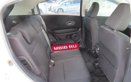 Honda Vezel, 2016 год, 1 303 000 рублей, 11 фотография