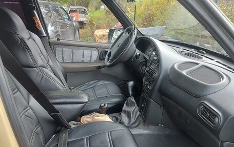 Chevrolet Niva I рестайлинг, 2005 год, 300 000 рублей, 15 фотография