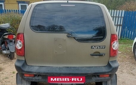 Chevrolet Niva I рестайлинг, 2005 год, 300 000 рублей, 14 фотография