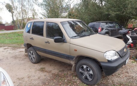 Chevrolet Niva I рестайлинг, 2005 год, 300 000 рублей, 22 фотография