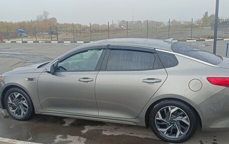 KIA Optima IV, 2018 год, 1 750 000 рублей, 3 фотография