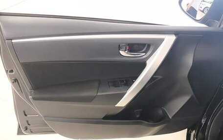 Toyota Corolla, 2019 год, 1 940 000 рублей, 7 фотография